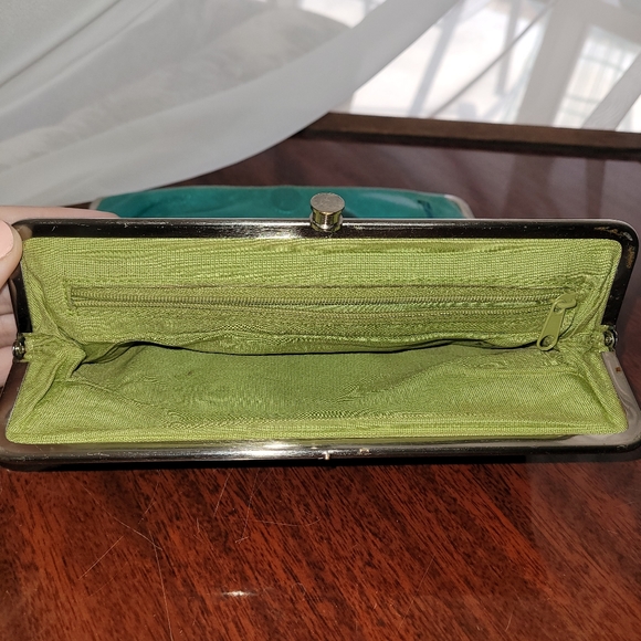 Hobo Lauren clutch wallet - Picture 6 of 10